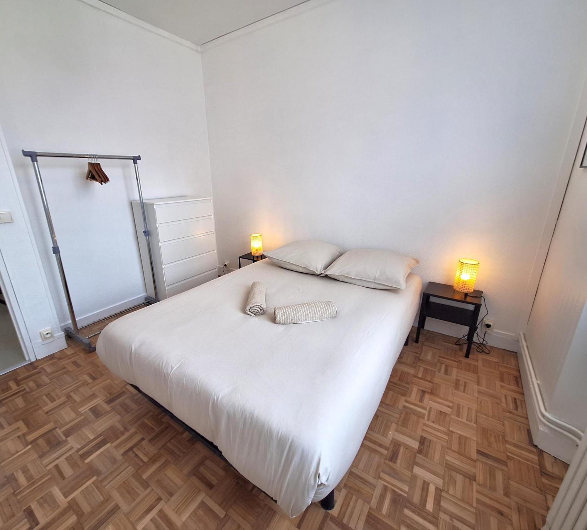 2 Appartements 6 Personnes Orleans Centre - Proche Gare Sncf Exterior photo